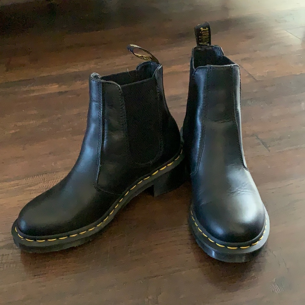 Dr. Martens Cadence Chelsea Boot